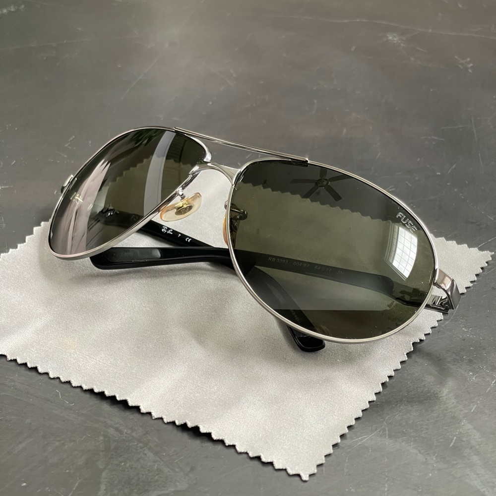 Ray-Ban Silver Aviator Sunglasses